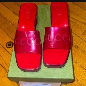 Pink Gucci Open Toe logo Sandals with chunky heel